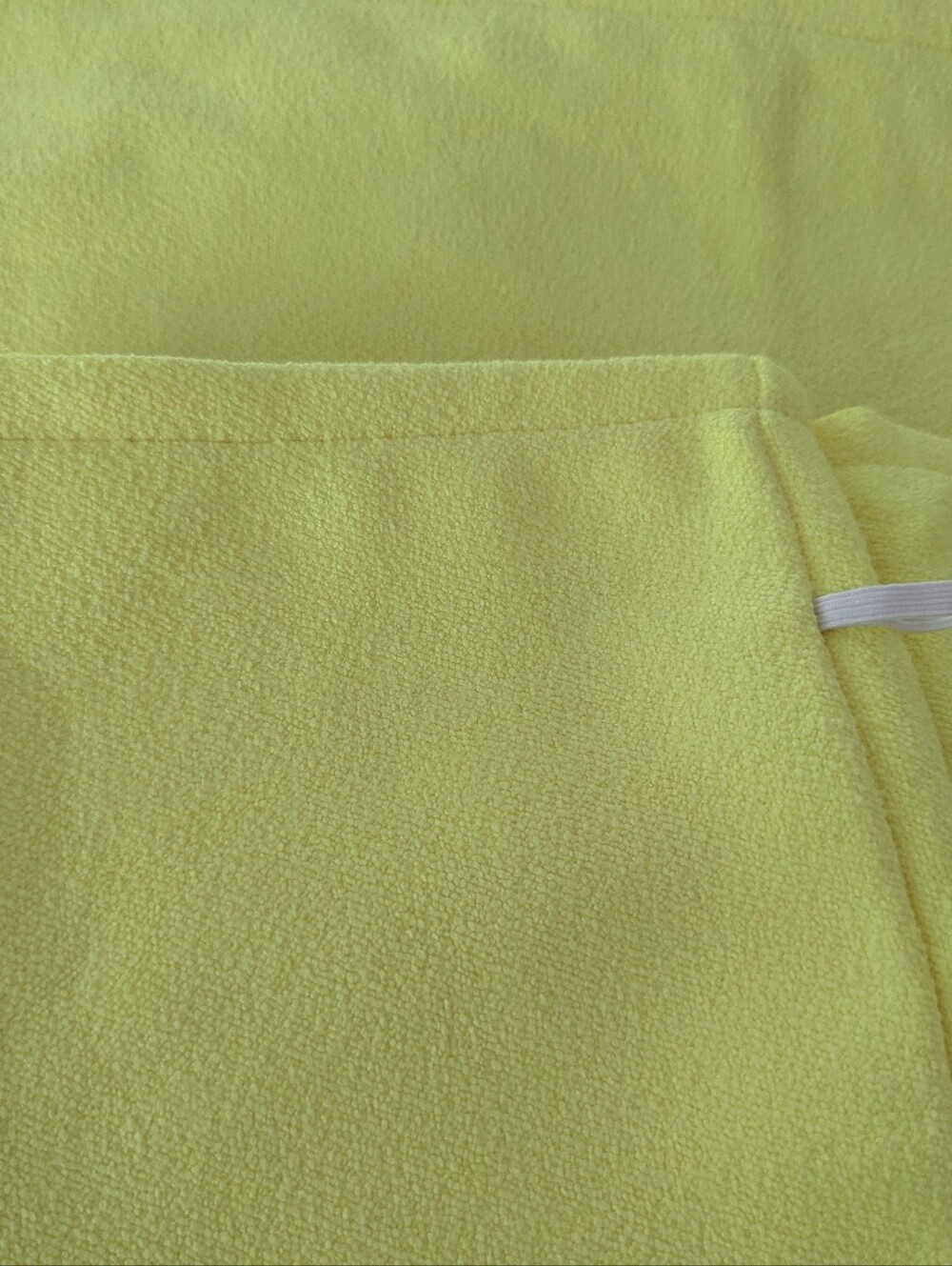 Tupperware Neon Yellow Hair Styling Turbin Wraps-3 Each Included. - Picture 2 of 8